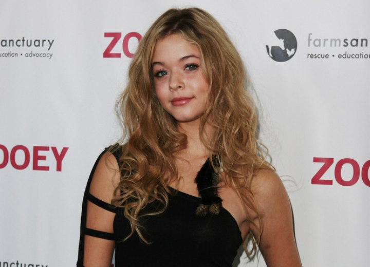 Sasha Pieterse hair