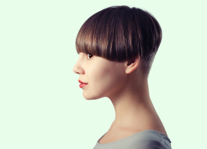 Female hairstyle with a very short buzzed nape