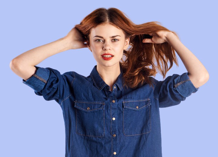 Woman wearing her long hair loose