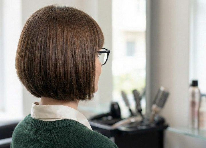Side and back view of a chin length bob