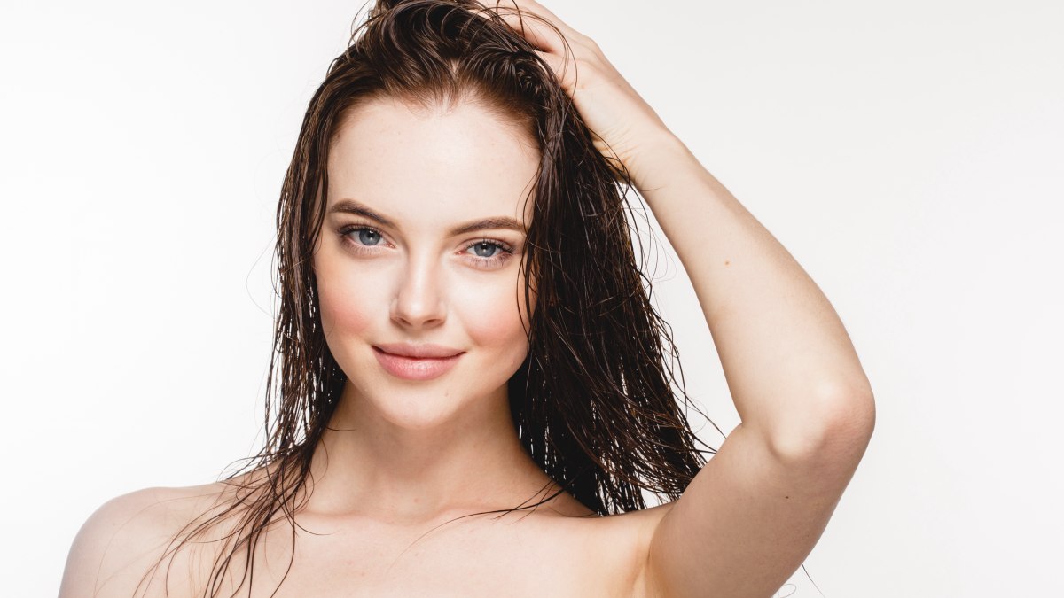 Макияж для эффекта мокрых волос