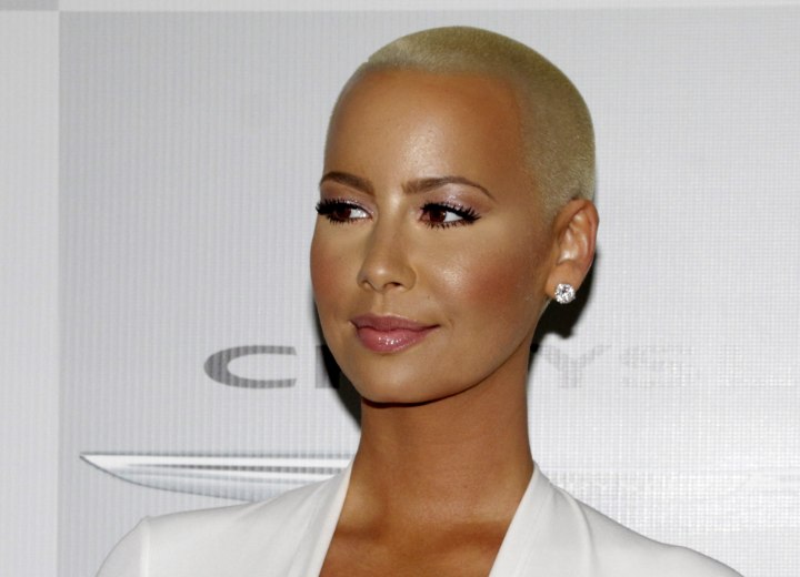 Amber Rose wearing her hair buzzed super short and bleached