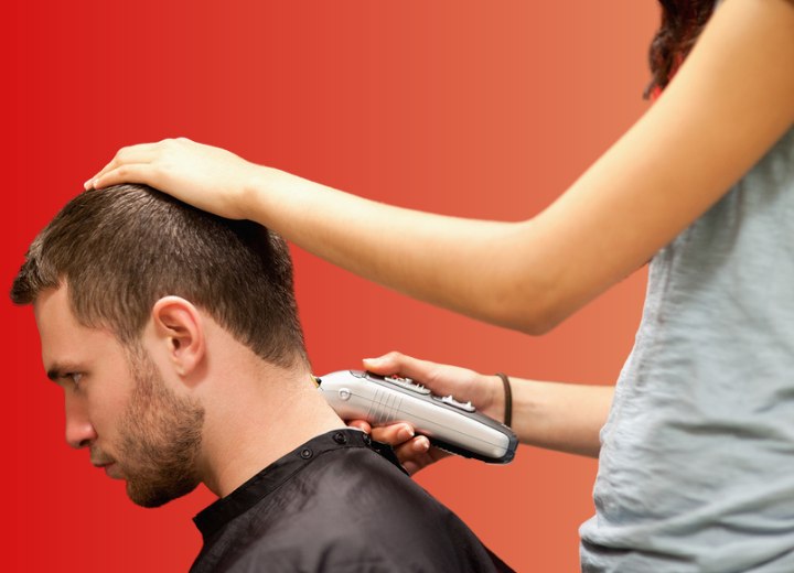 Cutting hair with clippers