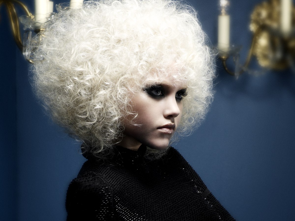 blond hair on afro