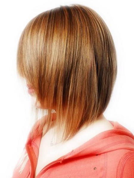 Medium length hairstyle with angled hair