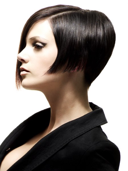 Short hairstyle with the back clipped closely to the nape
