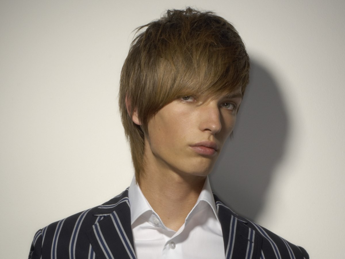 40 Men S Haircut That Covers Ears