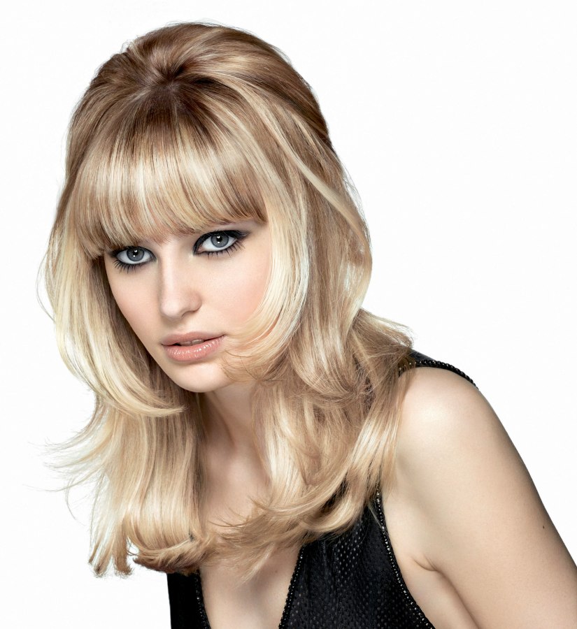 Bleaching product for balayages, highlights and foil ...