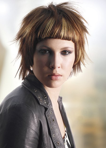 New hair trend with strongly layered hairstyles and colors with contrasts