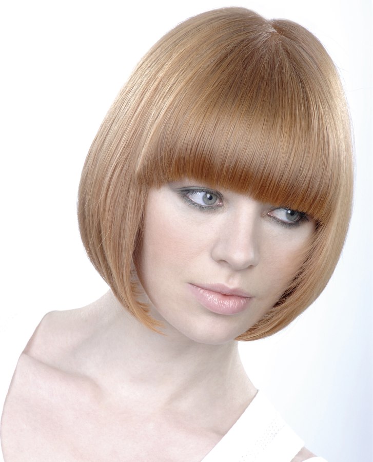 Modern round bob  Straight blow drying