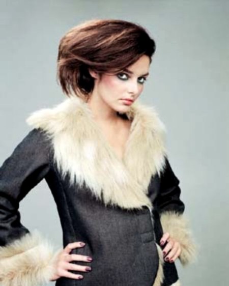 Modern high-volume hairstyle with backcombing and ruffing