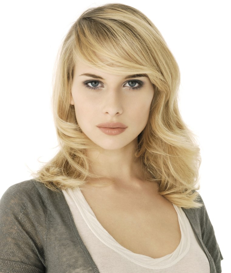 36 Stunning Hairstyles & Haircuts with Bangs for Short ...