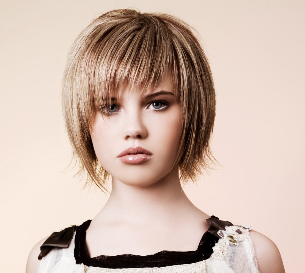 razor cut bob haircut