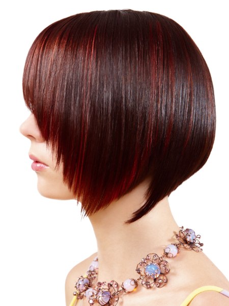 Smooth bob with a pointed shape