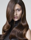 Flawless long hair with liquid waves