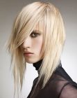 Long blonde hairstyle with straight layers