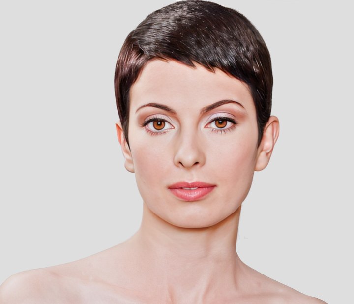 How to cut an Audrey Hepburn inspired elegant soft crop or How to cut an Audrey Hepburn inspired elegant soft crop or