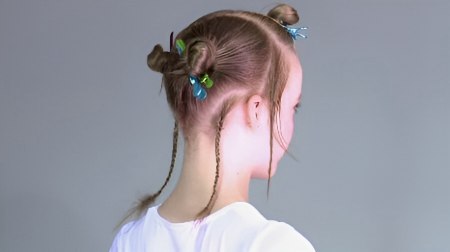 The horn haircut - The middle panel