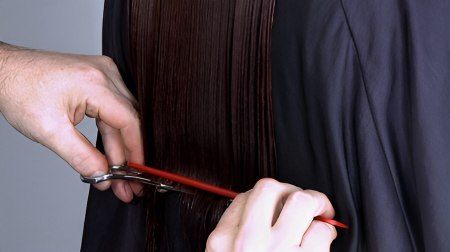 One length long hairstyle - Maintain a square cutting line