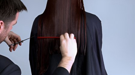 One length long hairstyle - Cut the second side