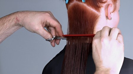 One length long hairstyle - Use comb and scissors