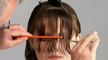 One length bob - Cut the fringe