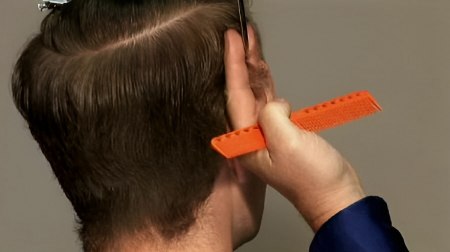 Short men's hair cut - Cut vertical sections