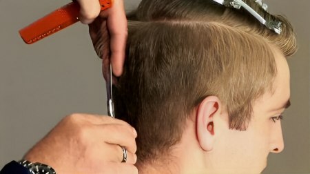 Short men's hair cut - Hair cutting process