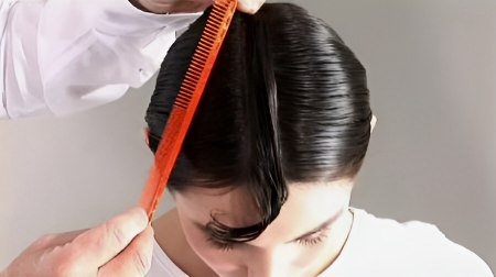 Soft short haircut - Work from the crown