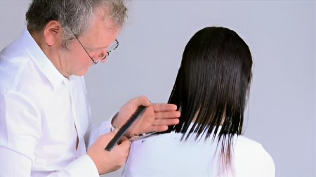 Tailored haircut - Continue up to the parting