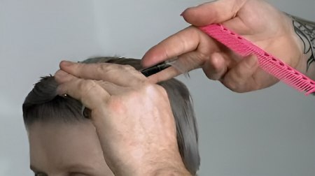 Uniform layer haircut - Cut square to the head