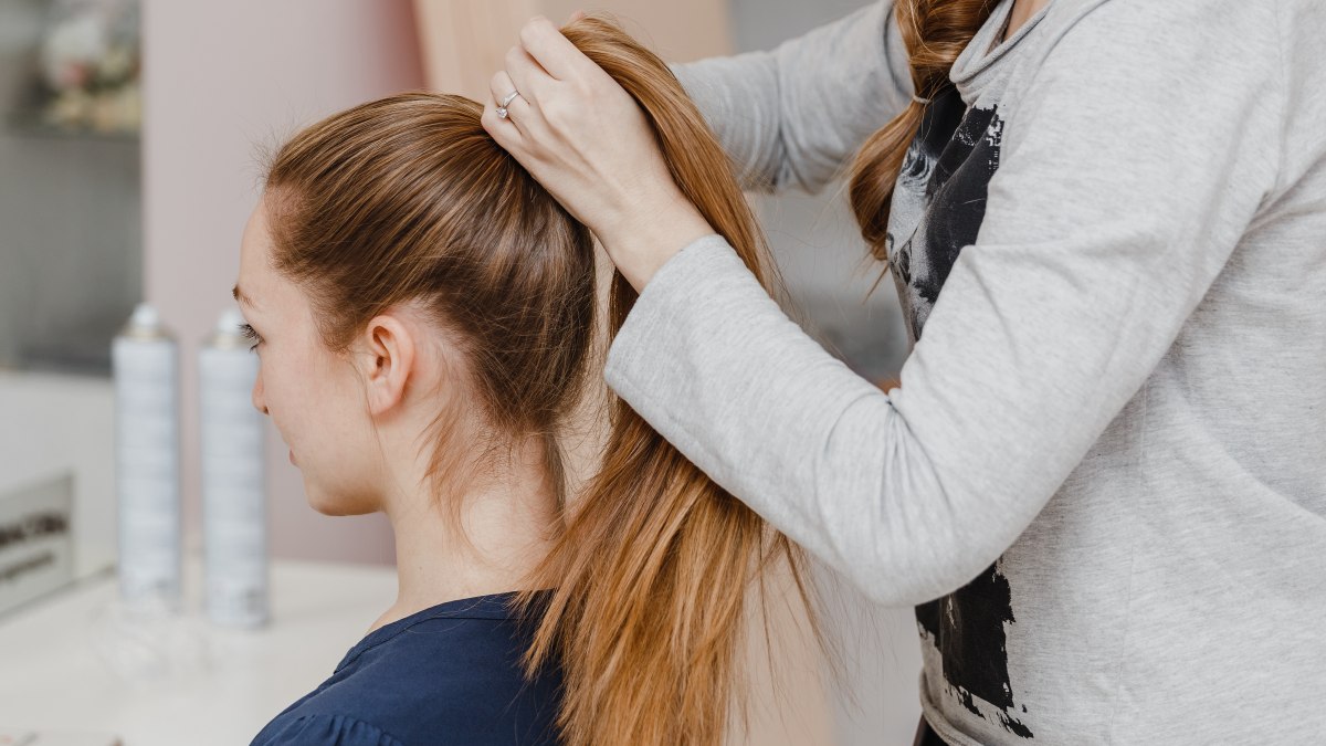 ponytail self haircut