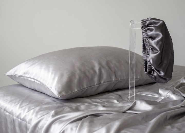 Satin and silk pillowcase and bonnet