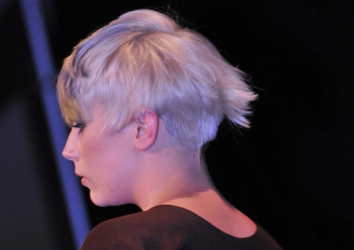 Hairstyle with a short cropped back