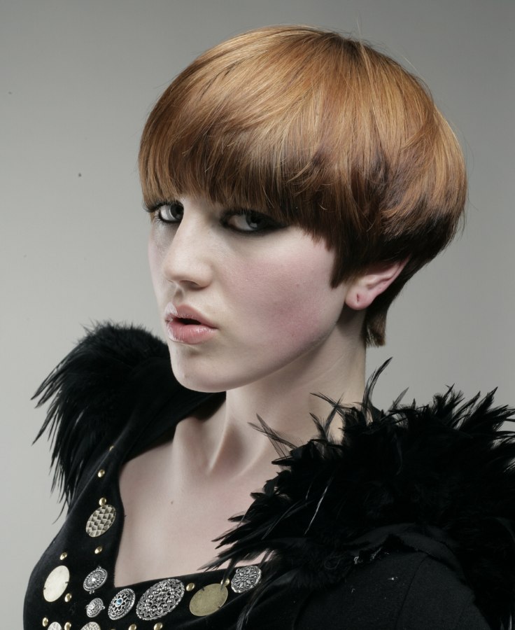 Short hairstyle with a round silhouette and a copper hair 