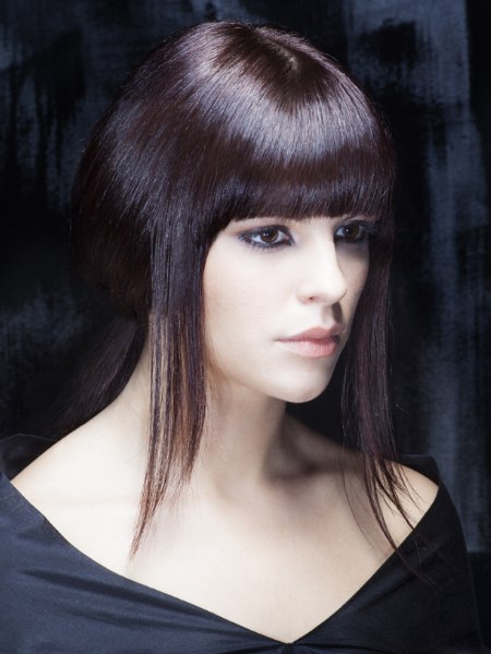 A hairstyle that’s neither up nor down