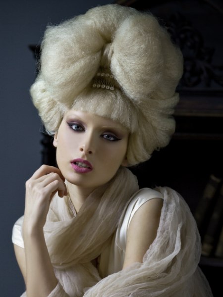 Pompadour hairdo for blonde hair