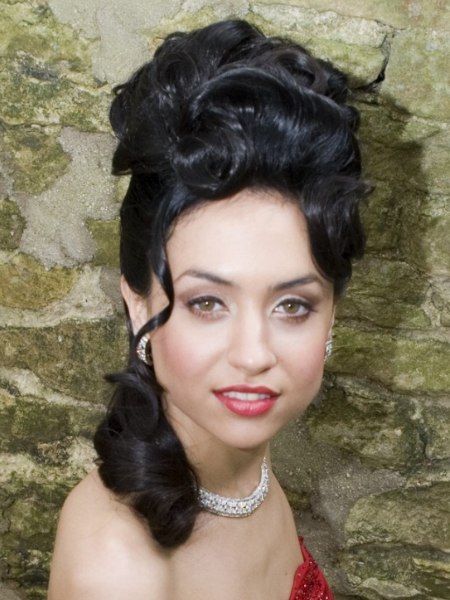 Classic baroque inspired bridal hairstyle