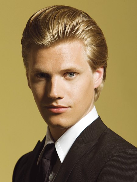 Hairstyle for men, with a clean finish and smooth lines