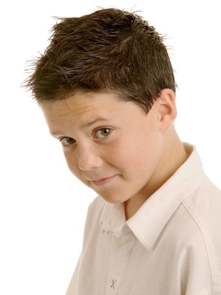 Short layered hairstyle for little boys