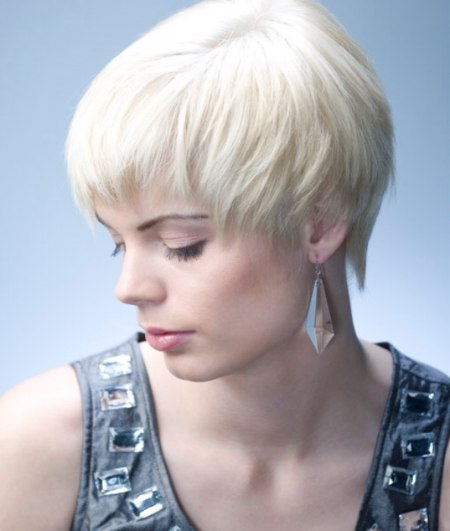 Short cropped haircut for blonde hair