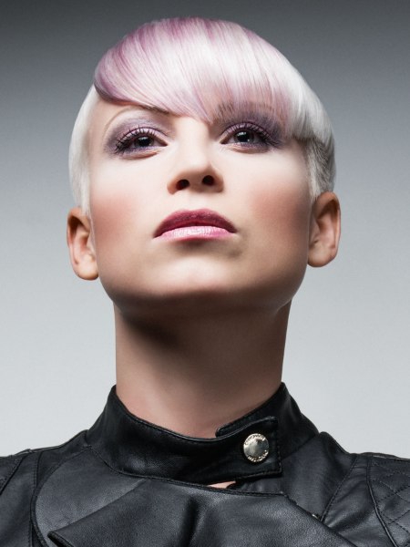 Short hair with a pink petal-shaped fringe