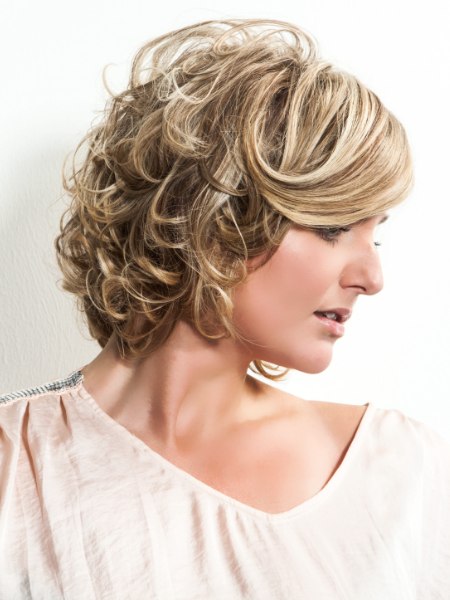 Side profile of a short hairstyle with curls