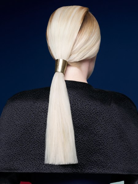 Ponytail with smooth styling and a hair clasp