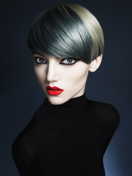 Short hair with metallic colors