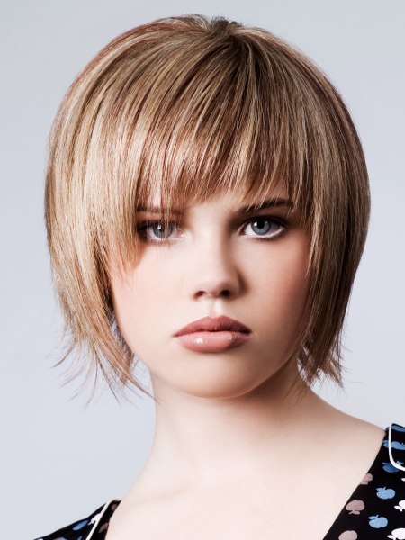 Razor-cut bob hairstyle textured for a choppy effect