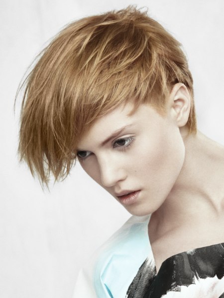 Modern and feminine feathery short hair