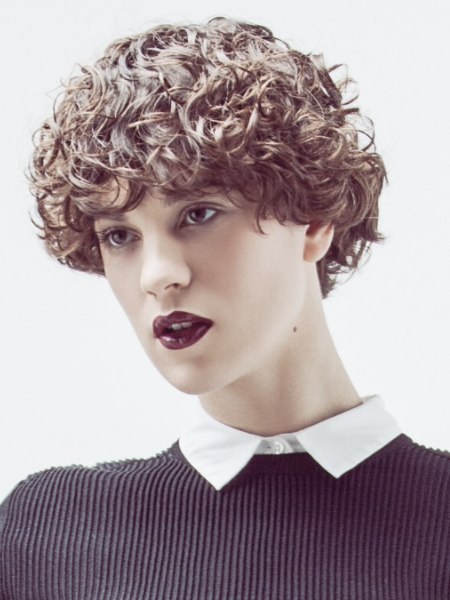 Charming short hairstyle with curls
