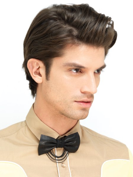Contemporary hairstyle for men - Side view