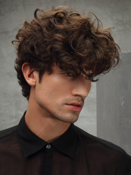 Practical hairstyle with curls for men